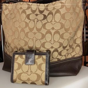 Coach Signature Canvas Brown Tote bag purse y2k